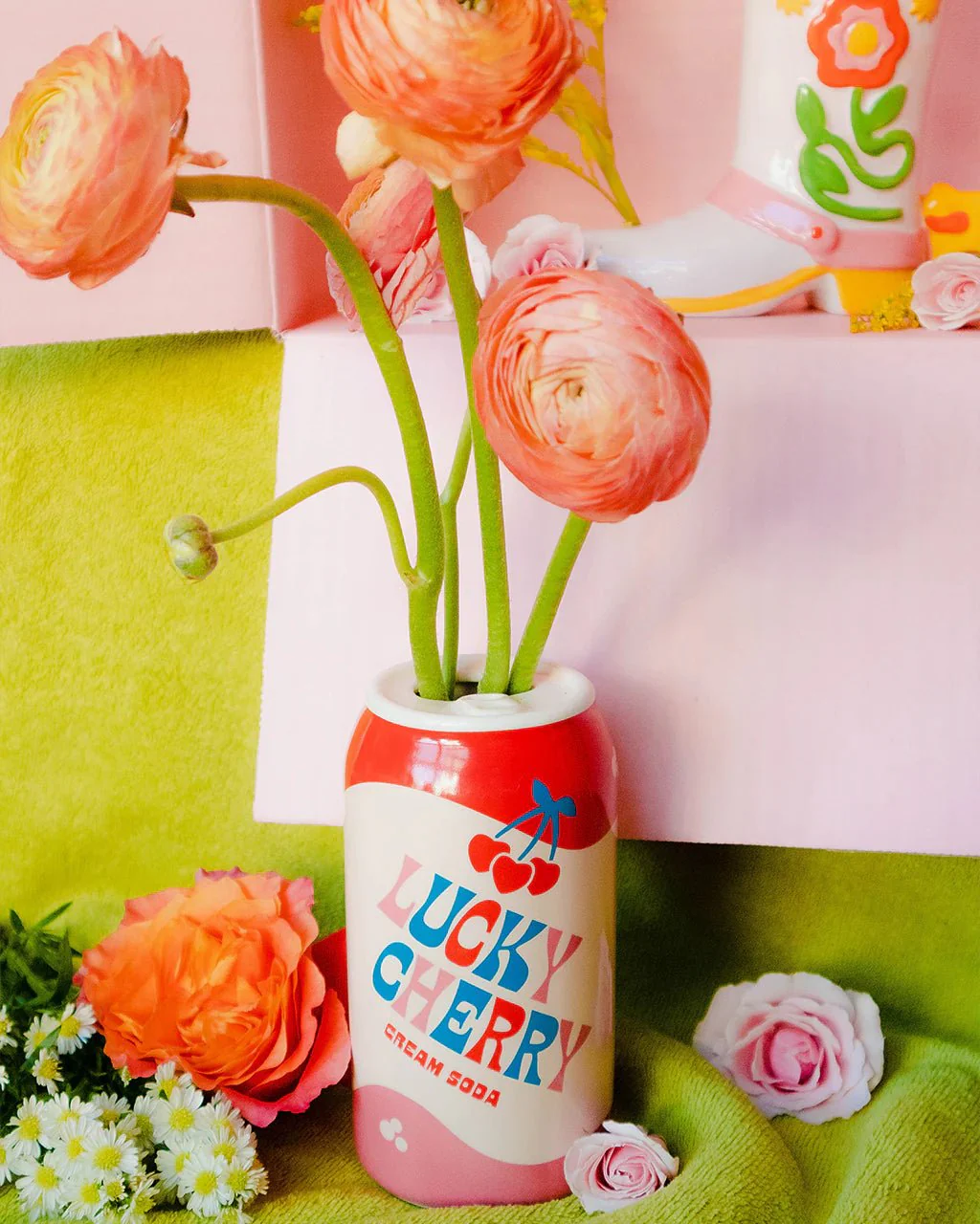 ban.do Lucky Cherry Cream Soda Vase - Image 6