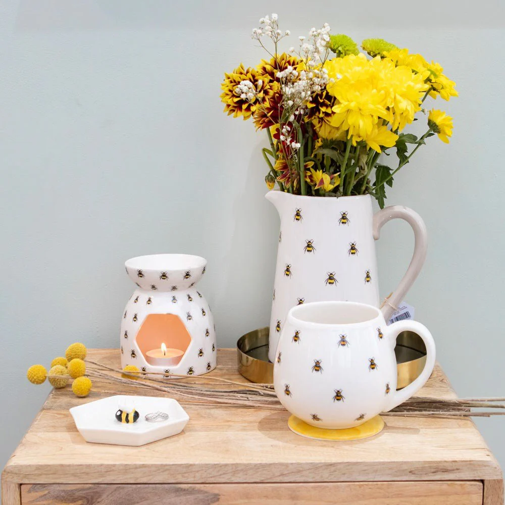 Bee Print Rounded Mug - Image 4