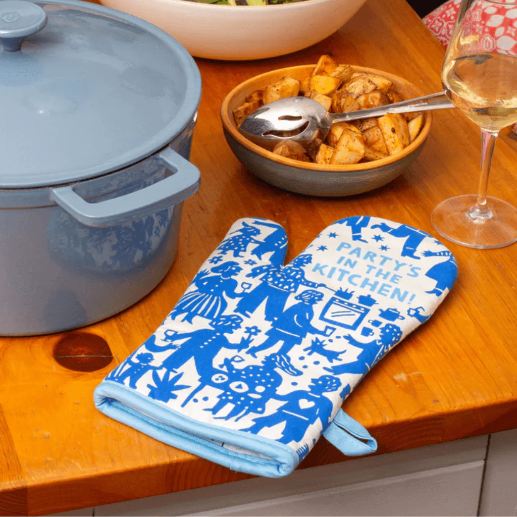 Blue Q Oven Mitt - Party’s In The Kitchen! - Image 3