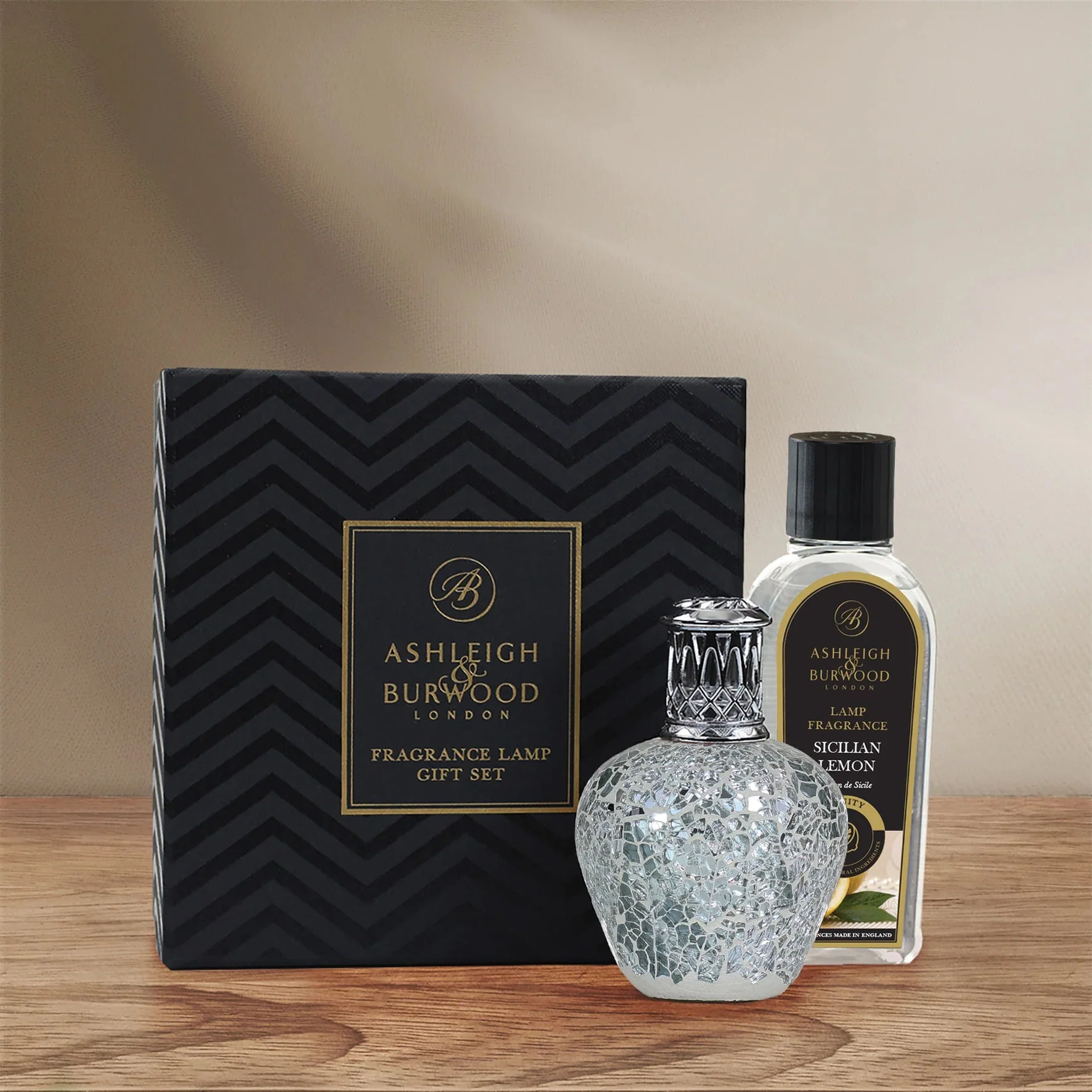 Fragrance Lamp Gift Set - Luminosity & Sicilian Lemon - Image 2