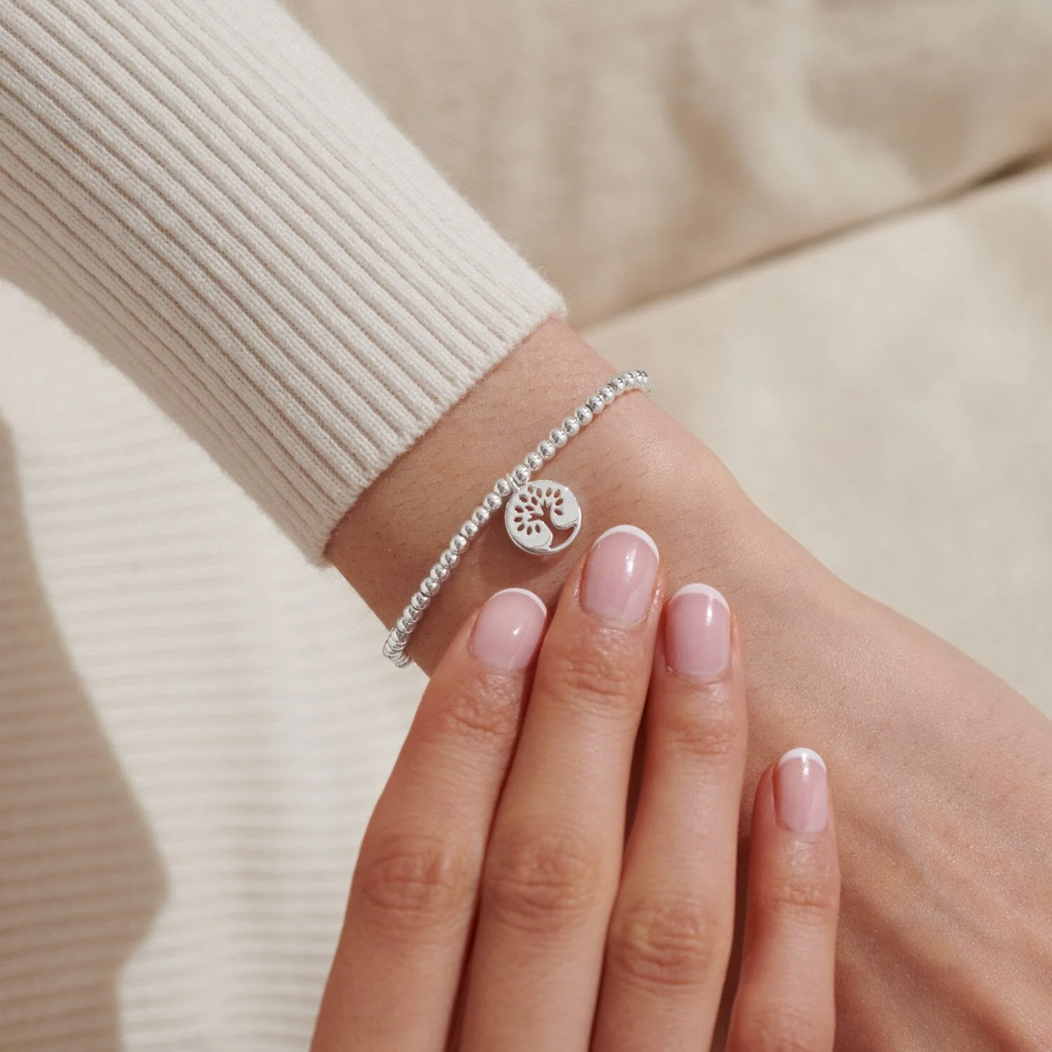 Joma Jewellery - A Little 'Family' Bracelet - Image 2