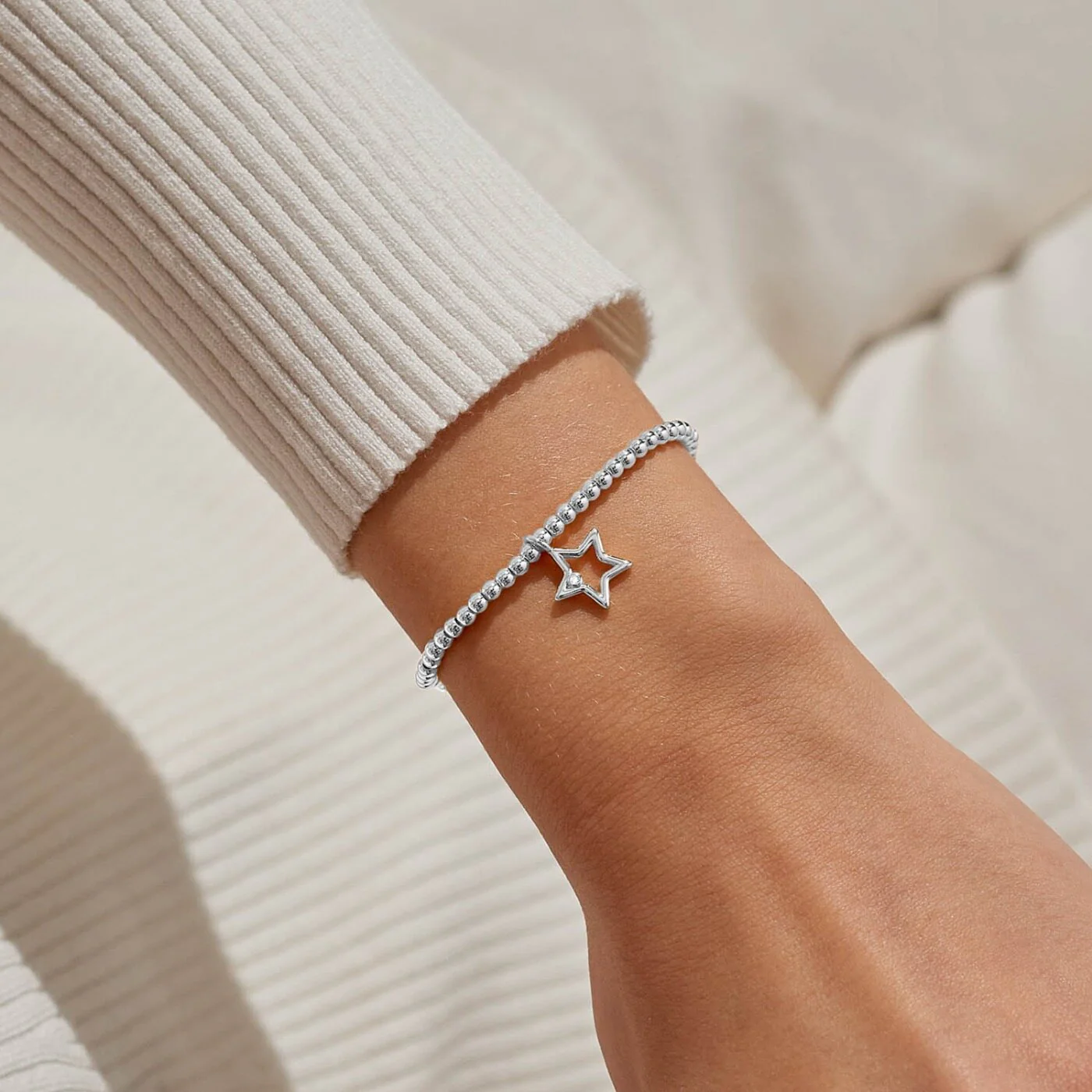 Joma Jewellery - Christmas A Little 'Secret Santa' Bracelet - Image 4