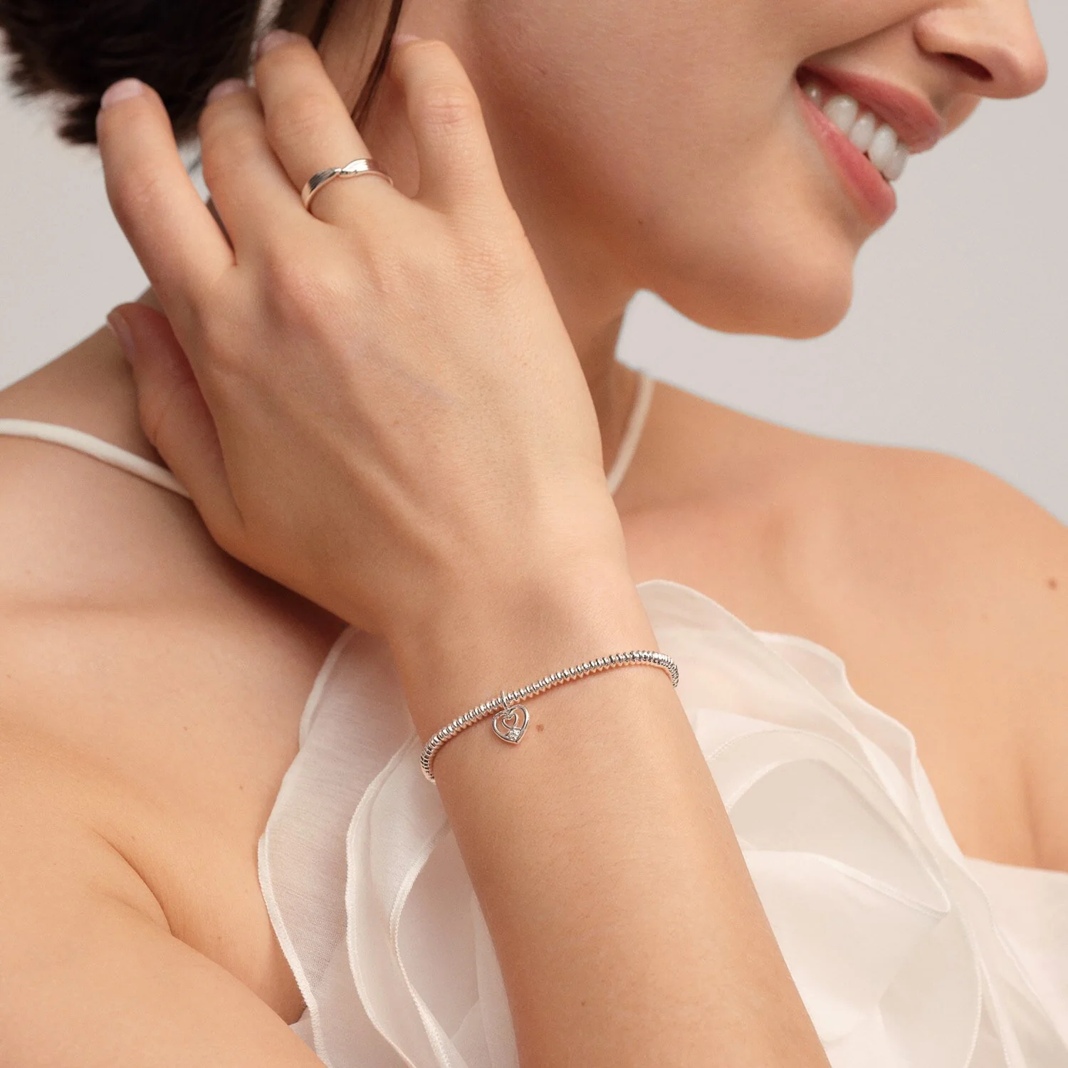Joma Jewellery - Laboratory Grown Diamond A Little 'Wonderful Daughter' Bracelet - Image 7