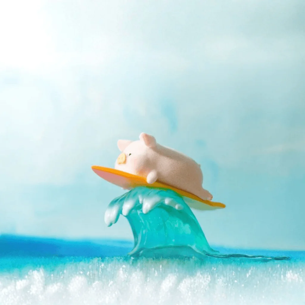 Lulu the Piggy Beach Party Blind Box - Image 6