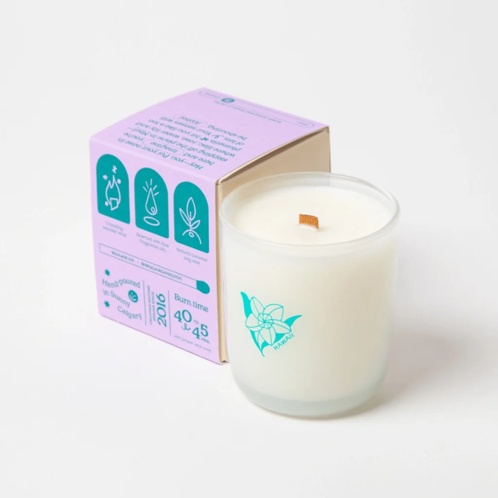 Milkjar Hawaii Plumeria & Lilac Coconut Soy Candle 8oz - Image 3