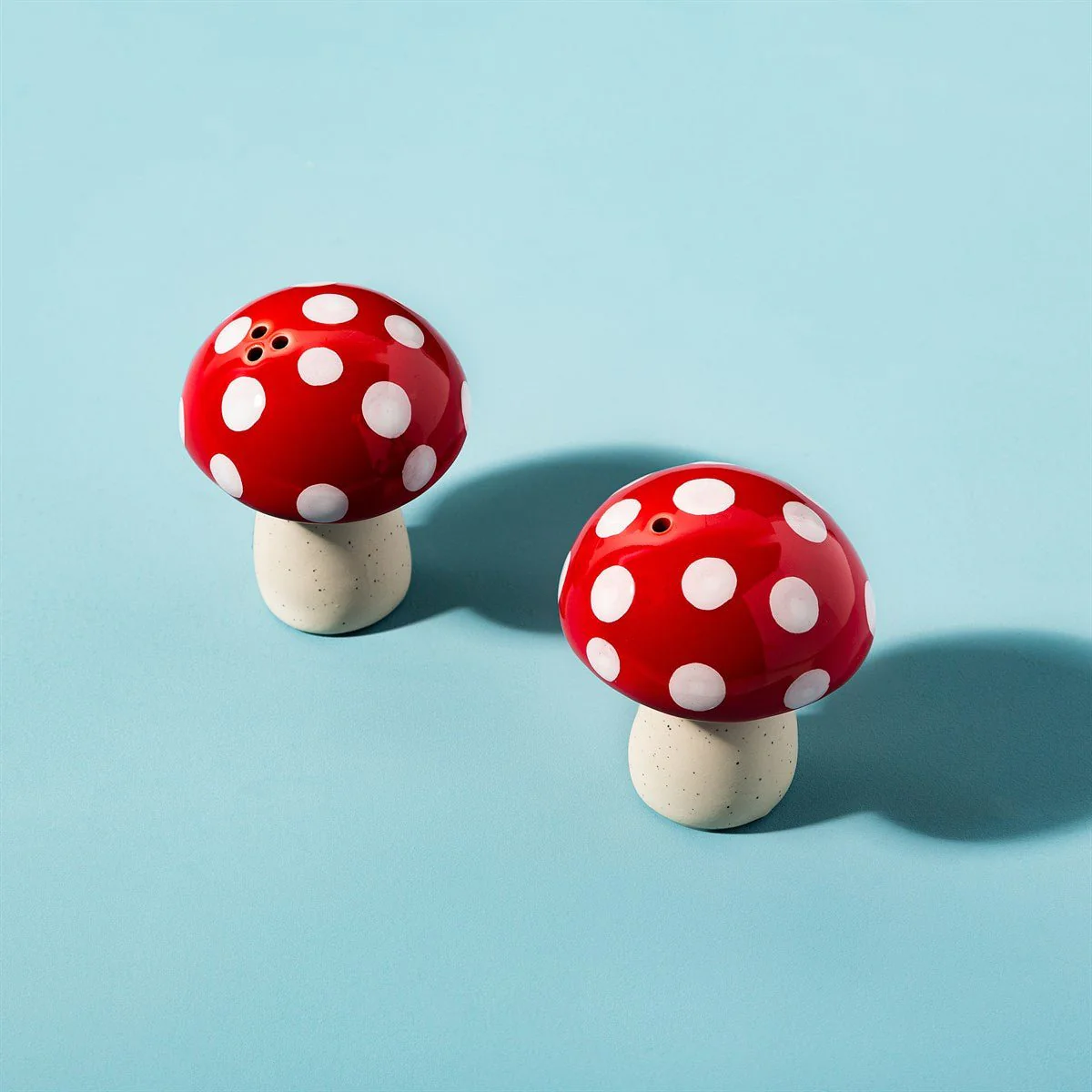 Sass and Belle Red Mushroom Salt and Pepper Set - Image 2