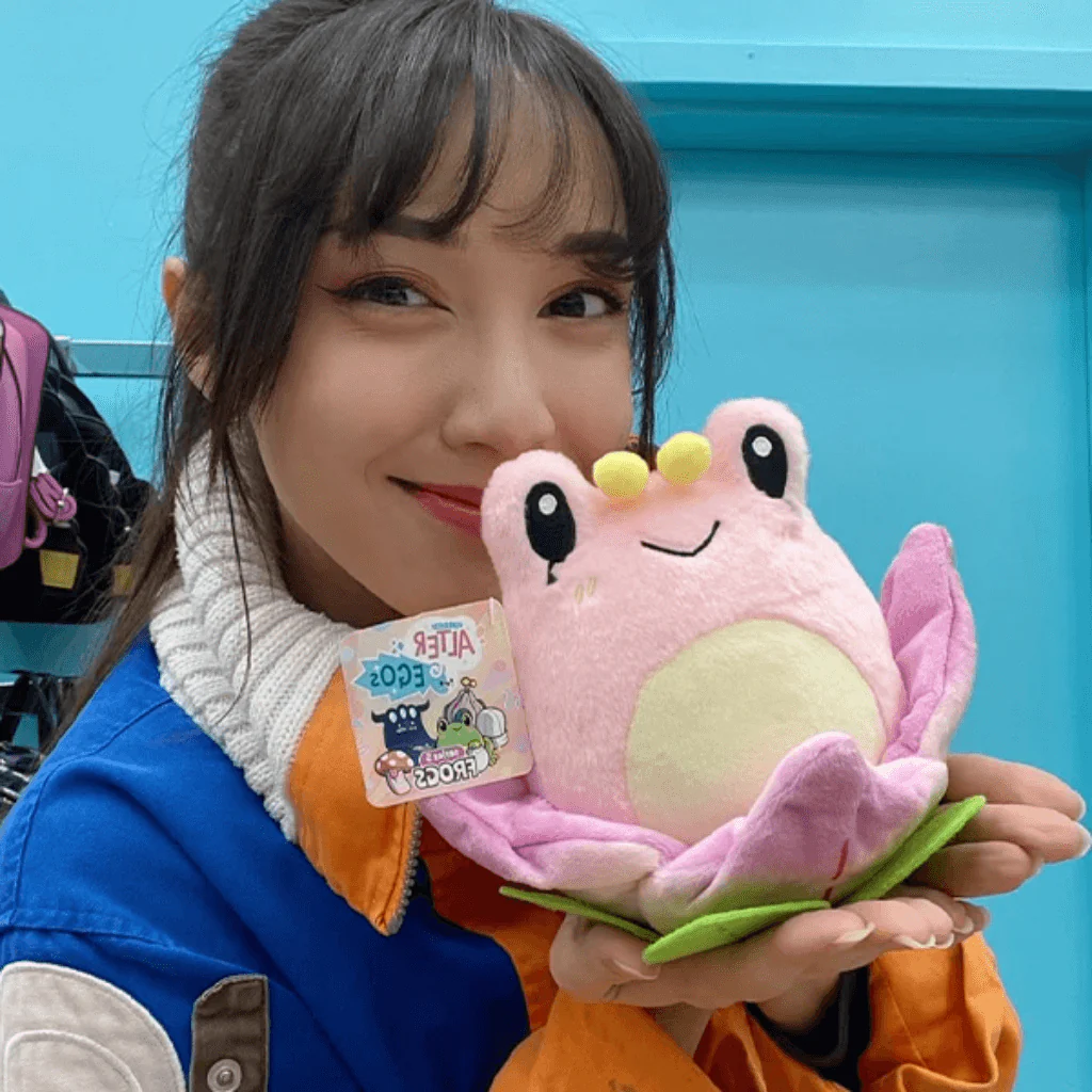 Squishable Alter Egos Lotus Frog - Image 4