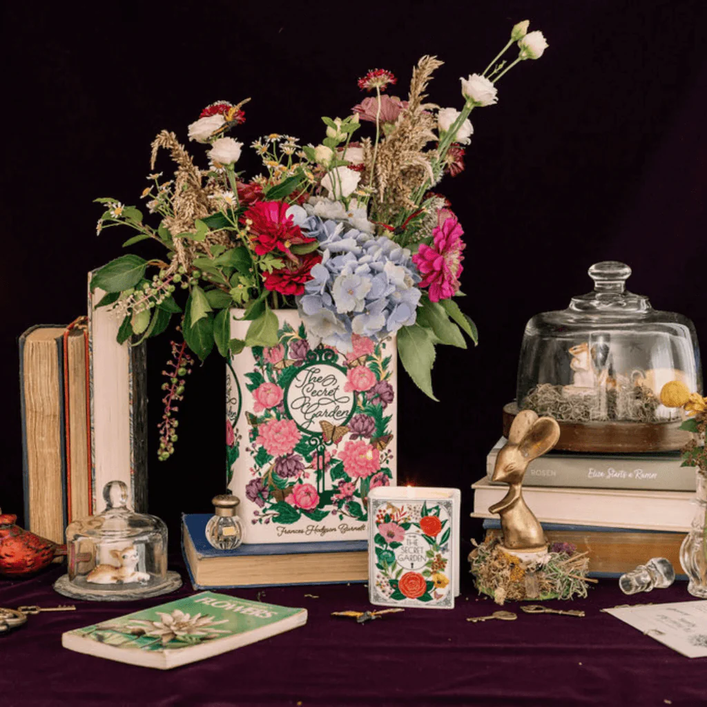 The Secret Garden Book Shaped Ceramic Candle - Image 10