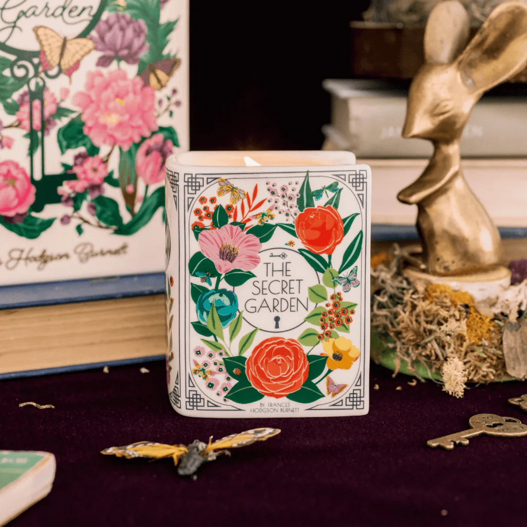 The Secret Garden Book Shaped Ceramic Candle - Image 9