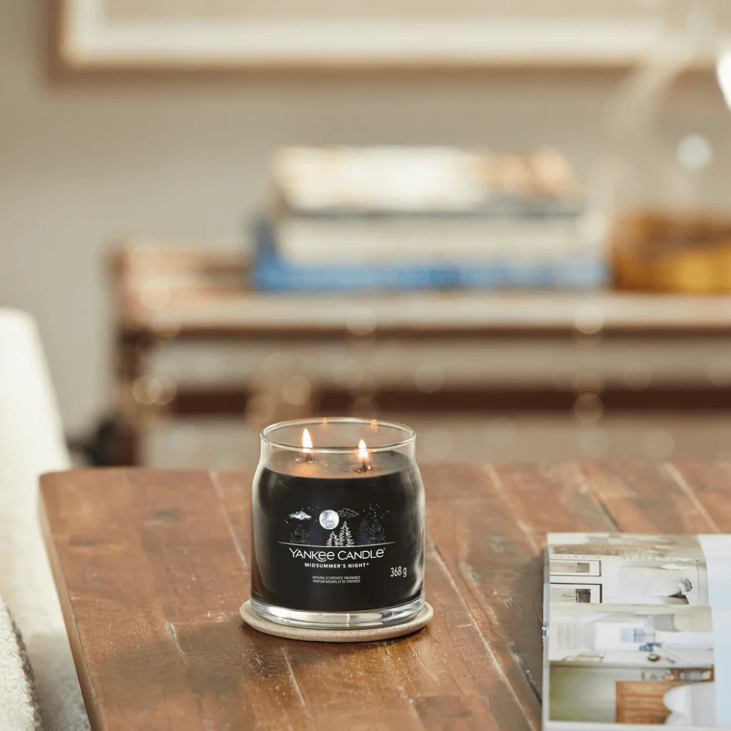 Yankee Candle Signature Medium Jar Candle - Midsummer's Night - Image 2