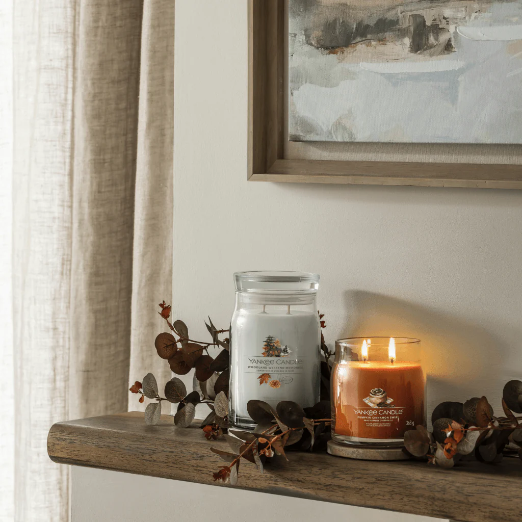 Yankee Candle Signature Medium Jar Candle - Pumpkin Cinnamon Swirl - Image 2
