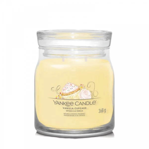 Yankee Candle Signature Medium Jar Candle - Vanilla Cupcake